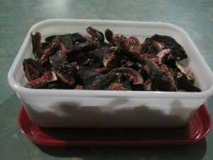 Dried figs